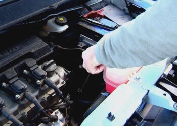 Golpe do posto de gasolina causa prejuízo de R$ 2,6 mil a cliente no RS