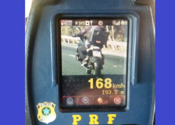 Polícia flagra motociclista a 168 km/h em Montenegro