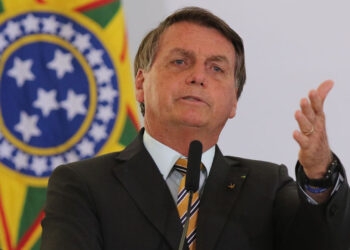 Bolsonaro presta novo depoimento nesta quarta na Polícia Federal sobre suposta trama do senador Marcos do Val