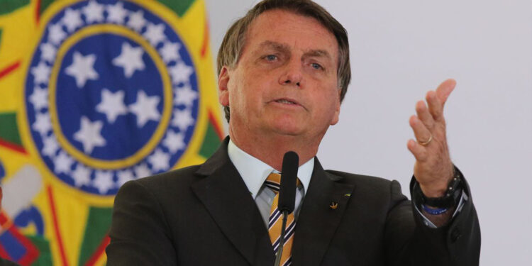 Bolsonaro presta novo depoimento nesta quarta na Polícia Federal sobre suposta trama do senador Marcos do Val