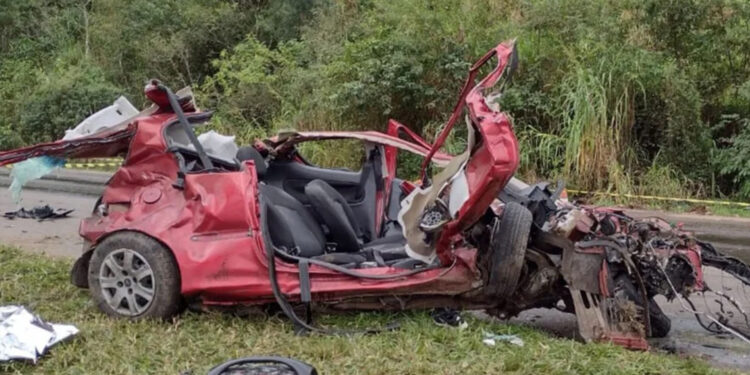 Irmãos músicos morrem em acidente a caminho de apresentação, na ERS-122, em São Vendelino