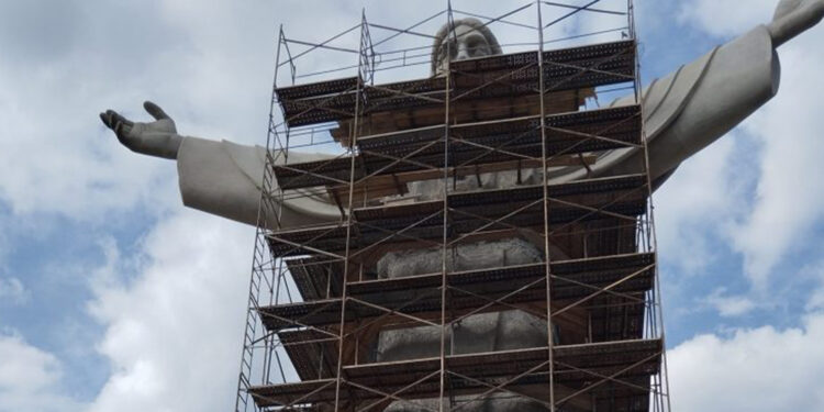 Sobradinho constrói Cristo Acolhedor inspirado no Cristo Protetor de Encantado