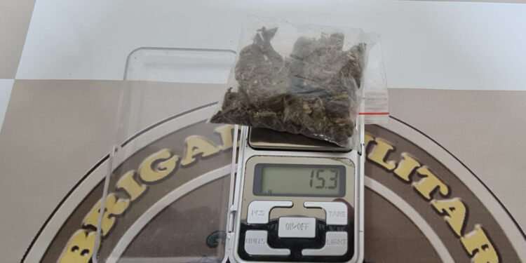 Operação Policial em Nova Roma do Sul: Apreensão de Drogas em Veículo de Plantadores de Alho e Cebola