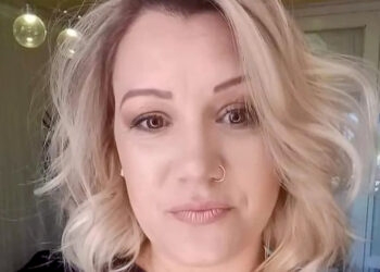 Mulher morre eletrocutada ao limpar calçada com lava a jato em Santa Catarina