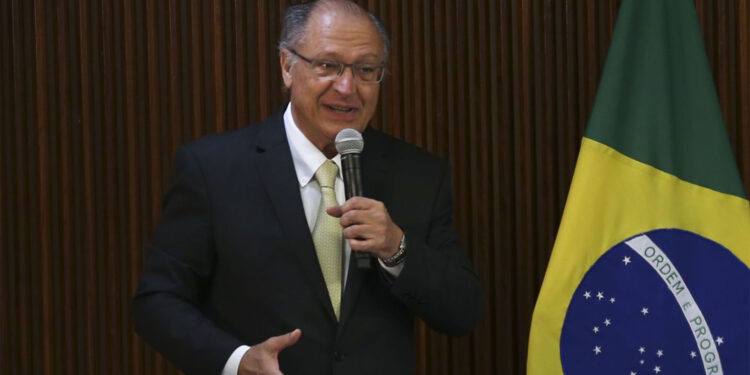 Vice-presidente da República diz que mais de 115 mil veículos foram vendidos no Brasil em menos de quatro semanas