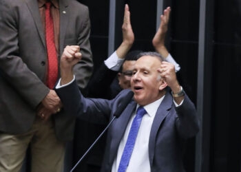 Câmara aprova PEC da reforma tributária