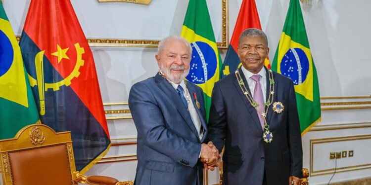 Lula anuncia que país voltará a investir na África