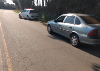 Brigada Militar Aborda Veículo com Débito de IPVA em Nova Roma do Sul