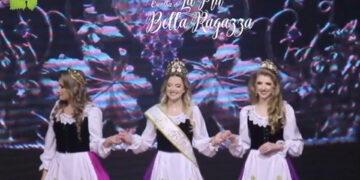 Andréia Maria Rossetti é Coroada Più Bella Ragazza de Nova Roma do Sul
