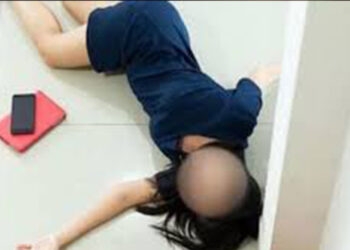 Mulher que caiu em piso molhado de shopping será indenizada