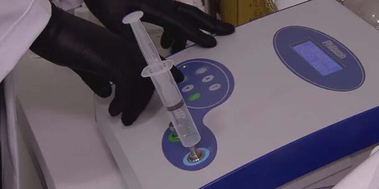 Lula sanciona lei que autoriza a ozonioterapia, alvo de polêmicas durante a pandemia de coronavírus