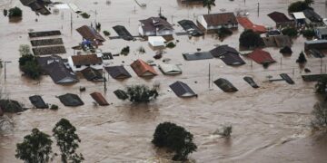 Rio Grande do Sul já registra 43 mortes causadas pelas enchentes
