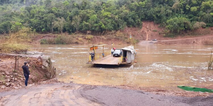 Suspensão Temporária da Balsa do Rio das Antas às 22h devido ao Nível do Rio