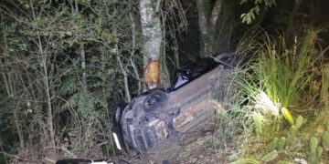 Acidente na RSC-453 Deixa Condutor Ferido em Capotamento Entre Garibaldi e Farroupilha