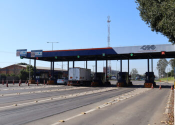 Justiça autoriza bloqueio de ruas que dão acesso ao desvio do pedágio de Portão