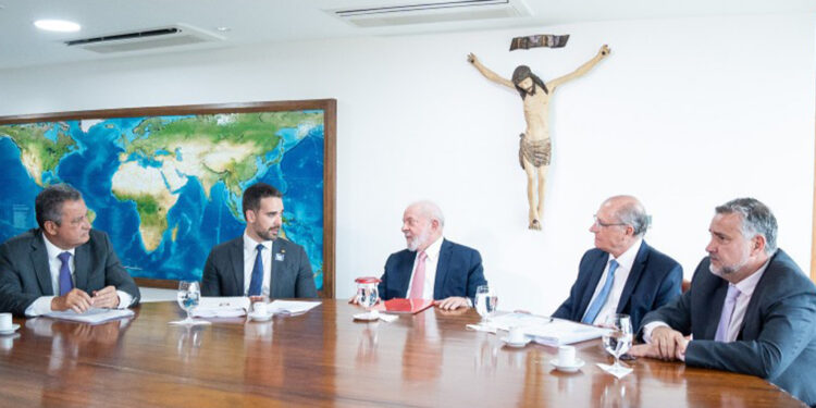 Governador apresenta demandas do Rio Grande do Sul para o presidente Lula