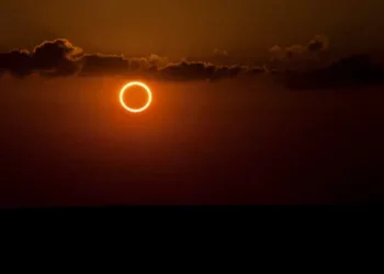 Brasil é Agraciado com um Eclipse Solar Anular Raro, Uma Ocasião que Não se Repetirá nos Próximos 50 Anos