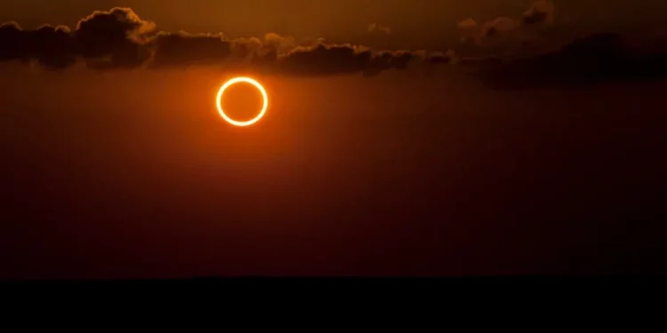 Brasil é Agraciado com um Eclipse Solar Anular Raro, Uma Ocasião que Não se Repetirá nos Próximos 50 Anos
