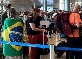 Primeiro avião de resgate parte de Israel trazendo 211 brasileiros