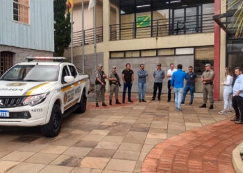 Cerimônia de Entrega da Nova Viatura Semiblindada Reforça Segurança em Nova Roma do Sul