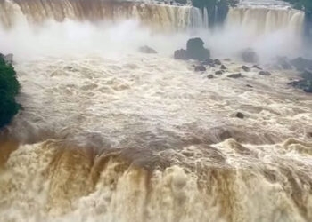 Chuvas no Paraná: Cataratas do Iguaçu tem 2ª maior vazão da história