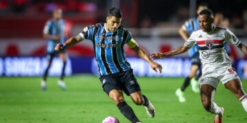 Grêmio é goleado por 3 a 0 pelo São Paulo e conhece sua terceira derrota seguida no Brasileirão