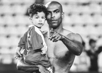 Filho de zagueiro ex-Grêmio morre aos 4 anos após acidente de carro