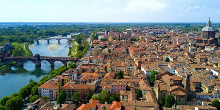 Mãe ganha na Justiça italiana direito de despejar filhos de 40 anos de sua casa