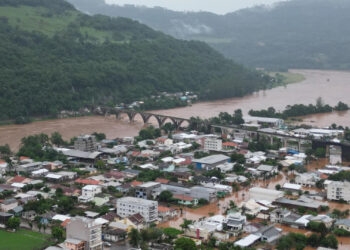 Vale do Taquari se prepara para o pior e prefeitos alertam moradores