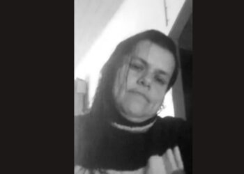 Obstetra responsável por parto de mulher que morreu após ter gaze esquecida dentro do corpo no RS é indiciado por homicídio