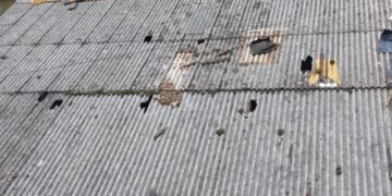 Vandalismo -Telhado da casa onde trabalham os balseiros é apedrejado e Brigada Militar é acionada em Nova Roma Do Sul