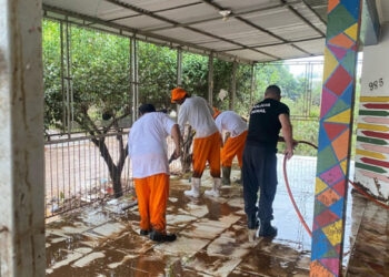 Apenados auxiliam comunidades atingidas pela enchente no Vale do Taquari
