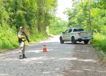 BM de Nova Roma do Sul Autua Condutor por Transporte Irregular de Criança