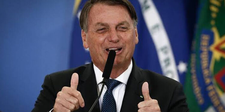 Bolsonaro ganha prêmio da Mega-Sena em Bolão do PL