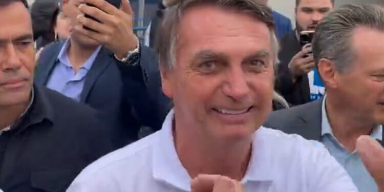 Bolsonaro desembarca em Porto Alegre para cumprir agendas no Estado