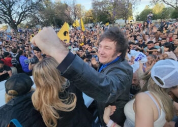 Javier Milei é eleito presidente da Argentina