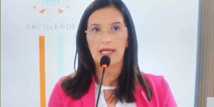 Vereadora de cidade em Pernambuco diz que filho com deficiência é “castigo de Deus” para a mãe