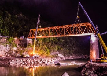 Primeira Etapa da Ponte é Erguida em Nova Roma do Sul
