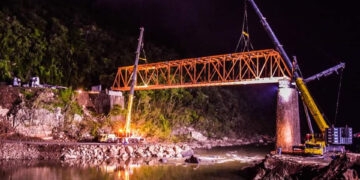Primeira Etapa da Ponte é Erguida em Nova Roma do Sul