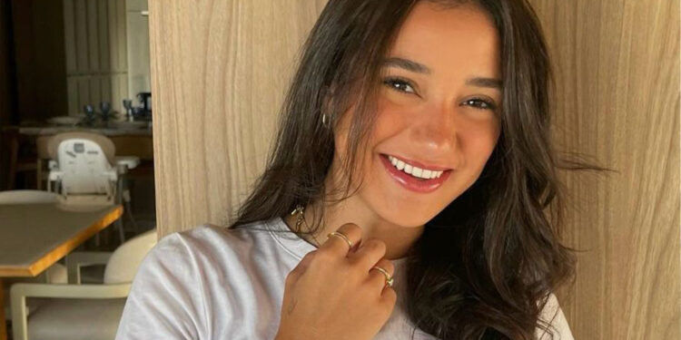 Sofia Valim, filha do prefeito Caucaia, morre aos 19 anos