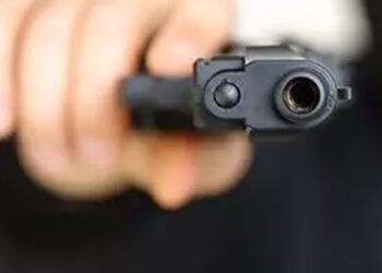 Policial militar à paisana mata criminoso que assaltou mulher no bairro Petrópolis, em Porto Alegre