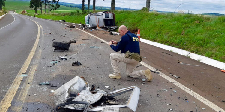 Colisão Frontal em Muitos Capões deixa um Morto e Seis Feridos na Manhã Desta Quarta-feira