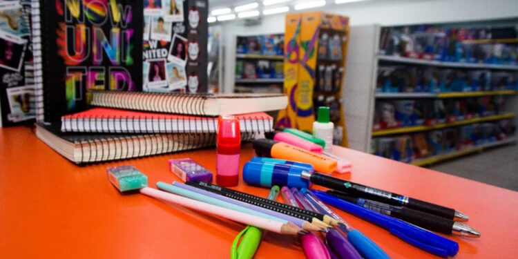 Material escolar pode ficar até 9% mais caro em 2024