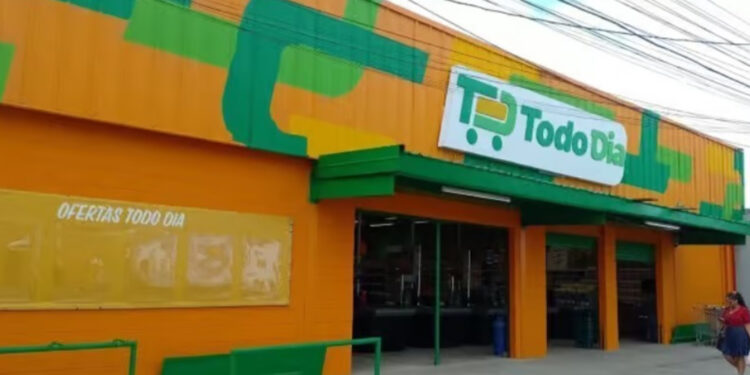 Grupo Carrefour fechará ao menos mais 11 supermercados no RS