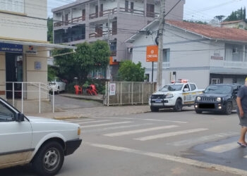 Brigada Militar Reforça Respeito às Faixas de Segurança no Trânsito em Nova Roma do Sul