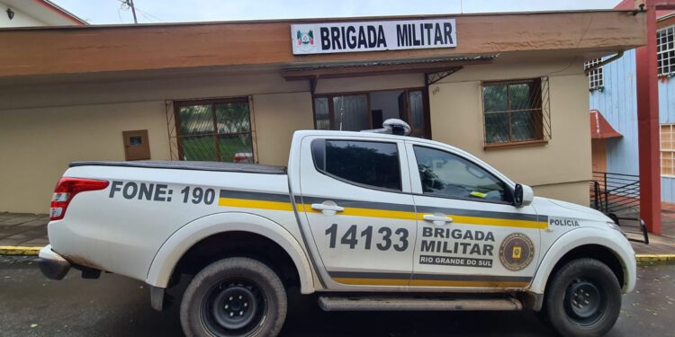 Mulher de 38 anos aciona a polícia após filha de 15 anos ser alvo de perseguição e assédio em Nova Roma do Sul