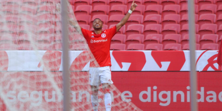 No Beira-Rio, Inter vence o Avenida por 1 a 0 pelo Campeonato Gaúcho