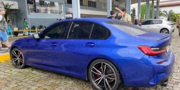 Quatro pessoas morrem após serem encontradas com parada cardiorrespiratória dentro de BMW