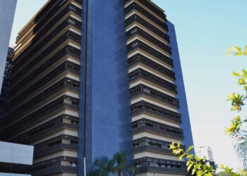 Laboratório é condenado por diagnóstico errado de câncer no RS; paciente retirou mama