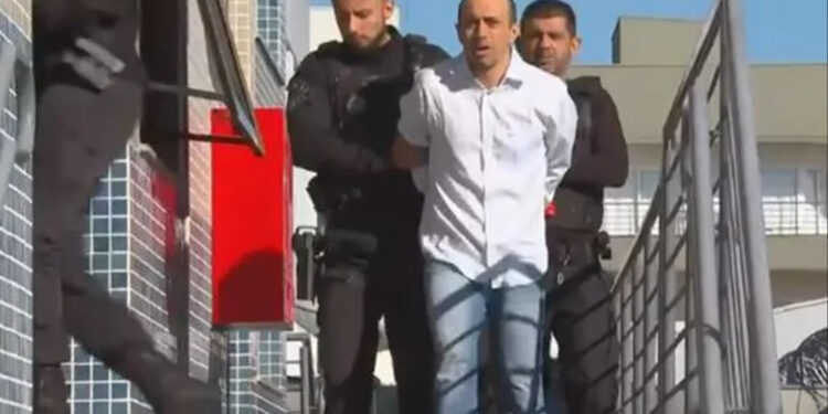 Condenado pela morte do filho, Leandro Boldrini fica em 4º lugar em processo seletivo para residência médica